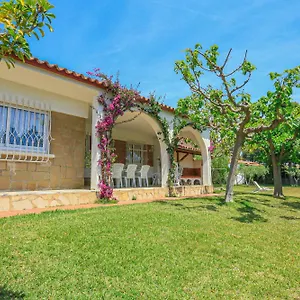 casa-austral.catalonia-hotels.com/