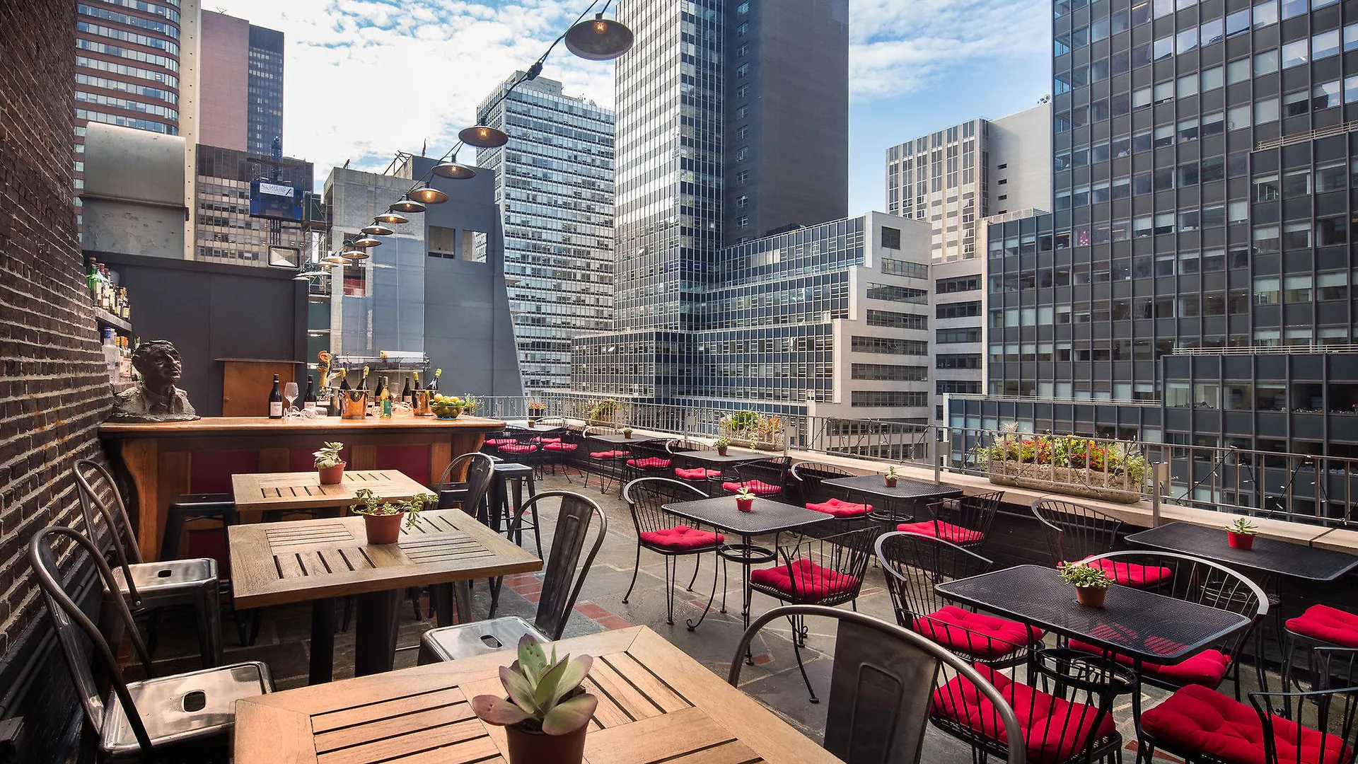 ***  ניו יורק Roger Smith Hotel ארצות הברית